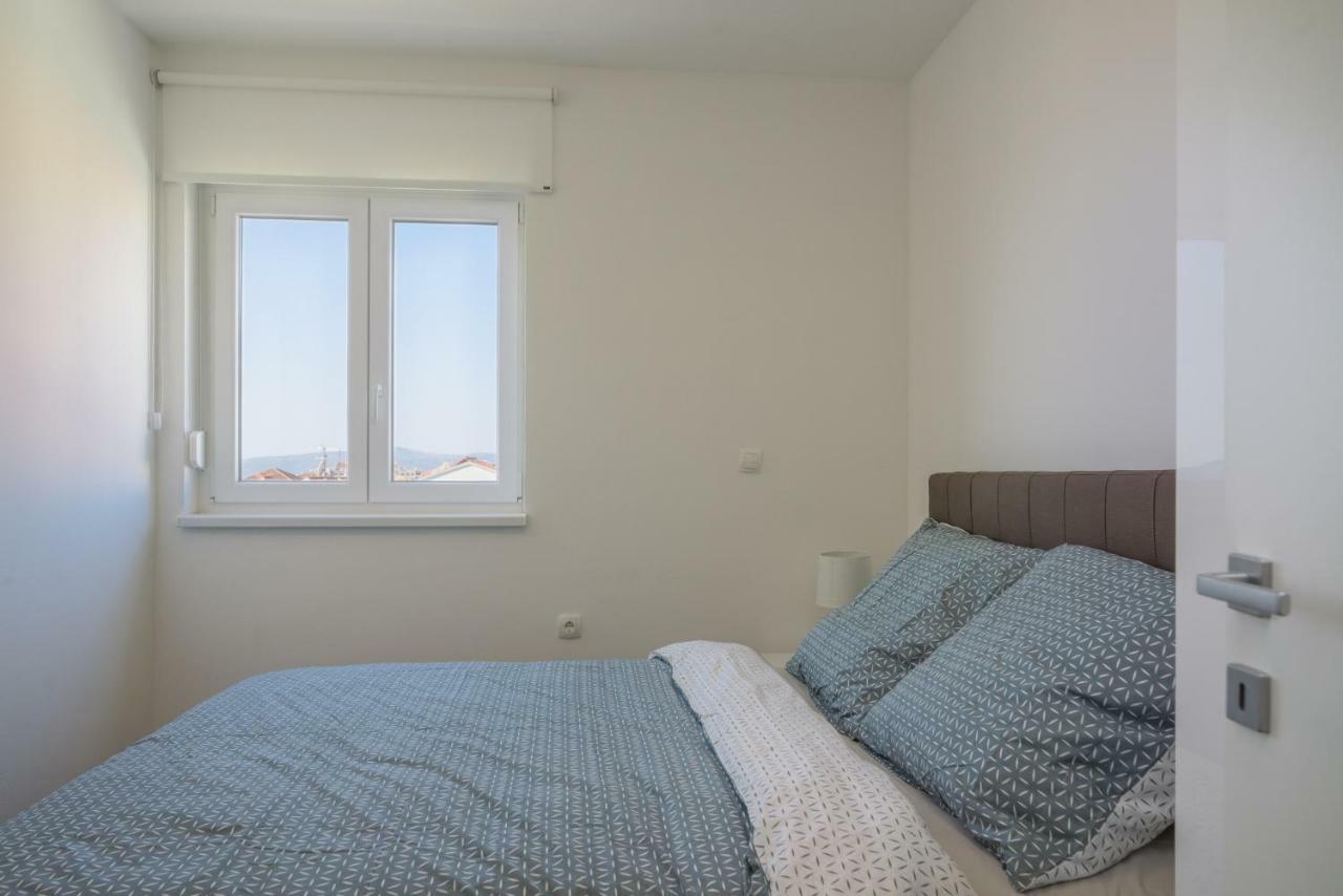 Luxury Apartman Ivana Trogir Exterior photo