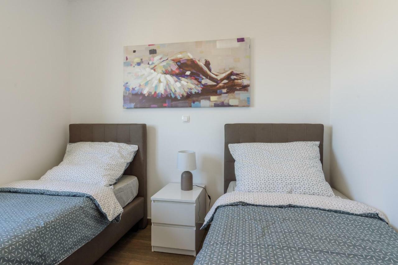 Luxury Apartman Ivana Trogir Exterior photo
